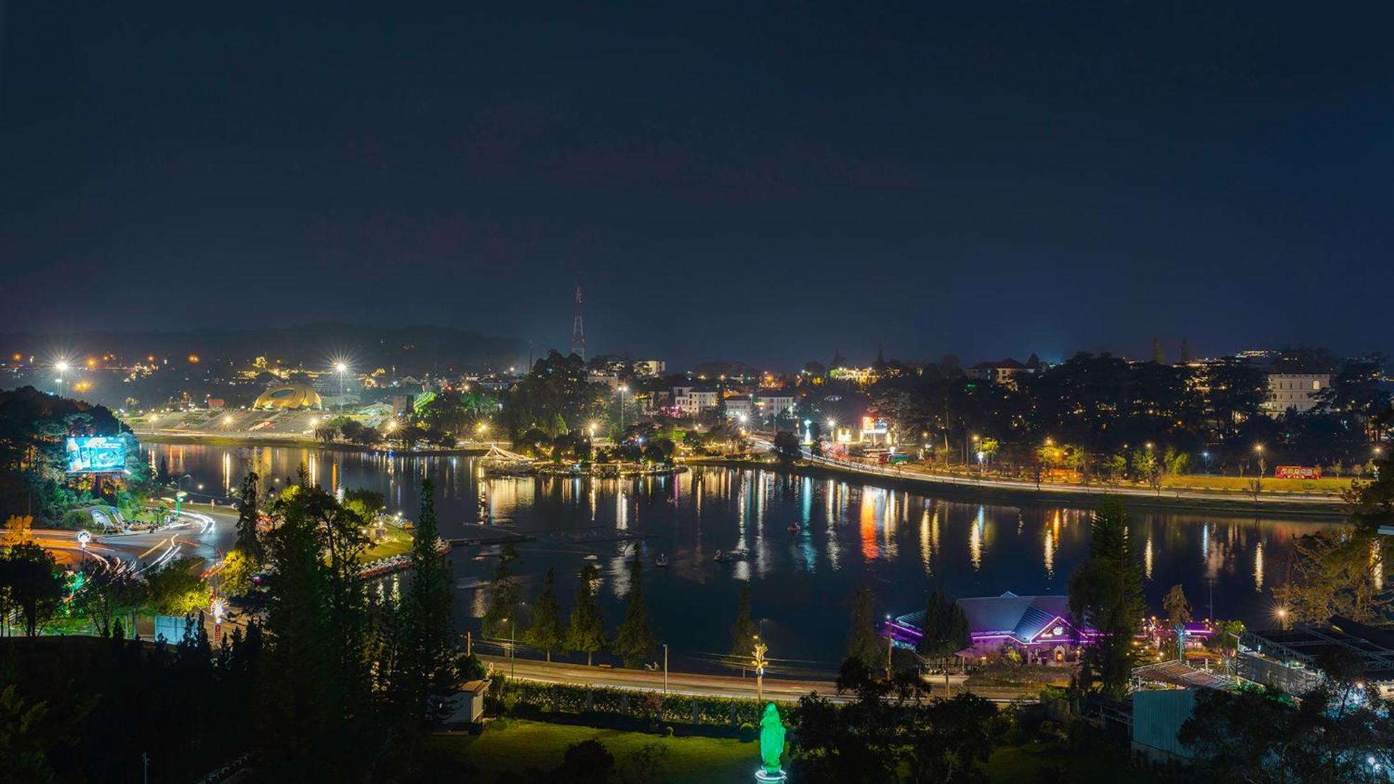 Nam Phuong Dalat Central エクステリア 写真